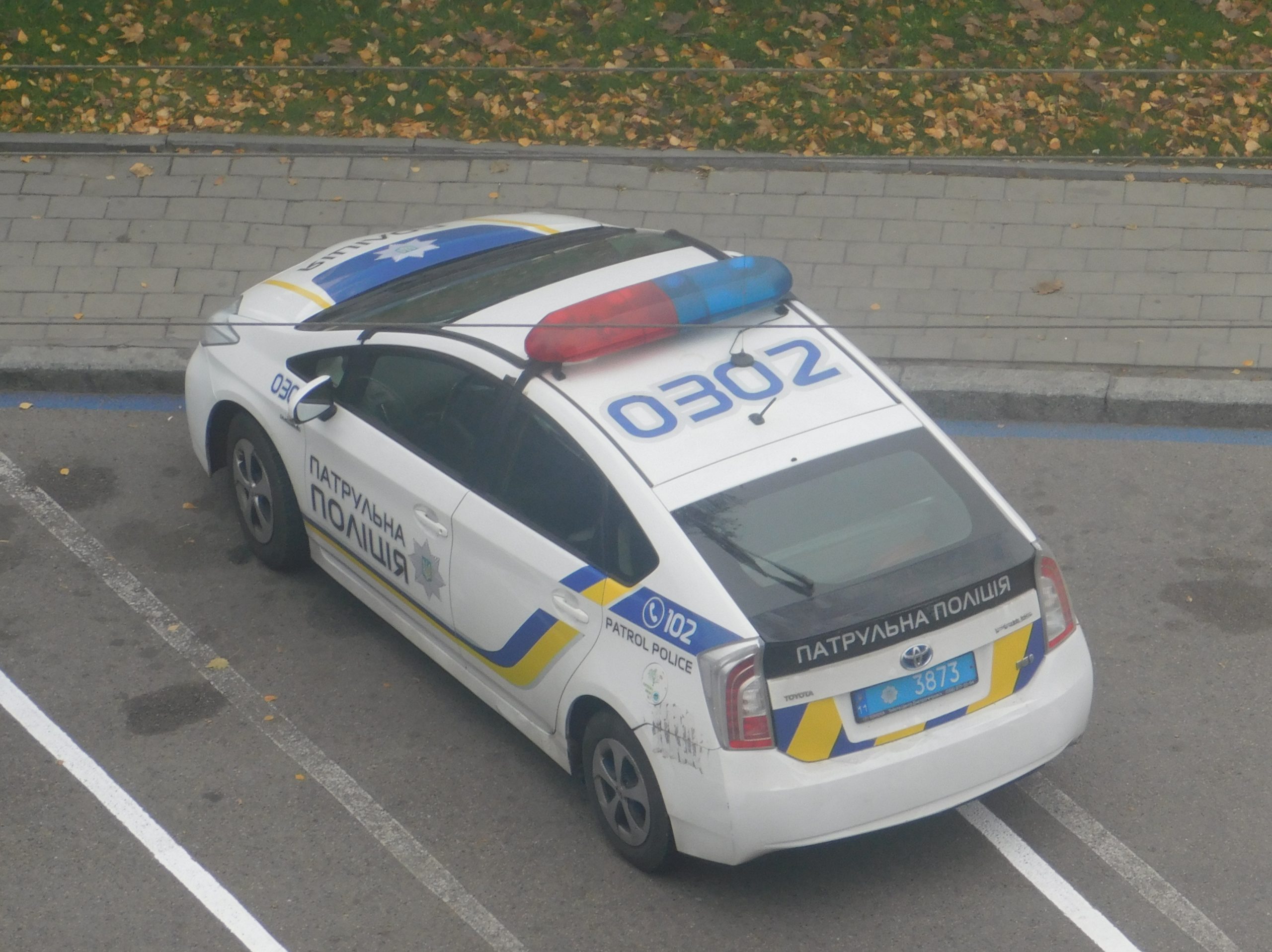 патрульна поліція України Toyota Prius автомобіль