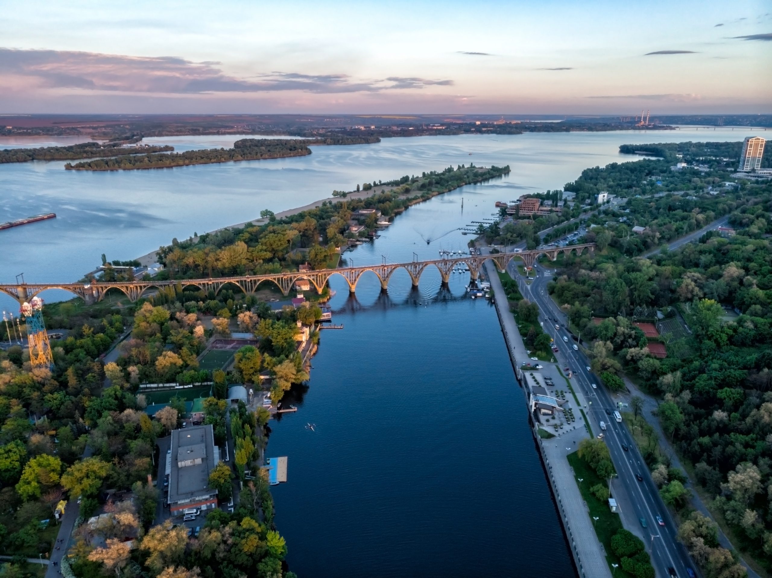 Монастирський острів Дніпро панорама річка новини